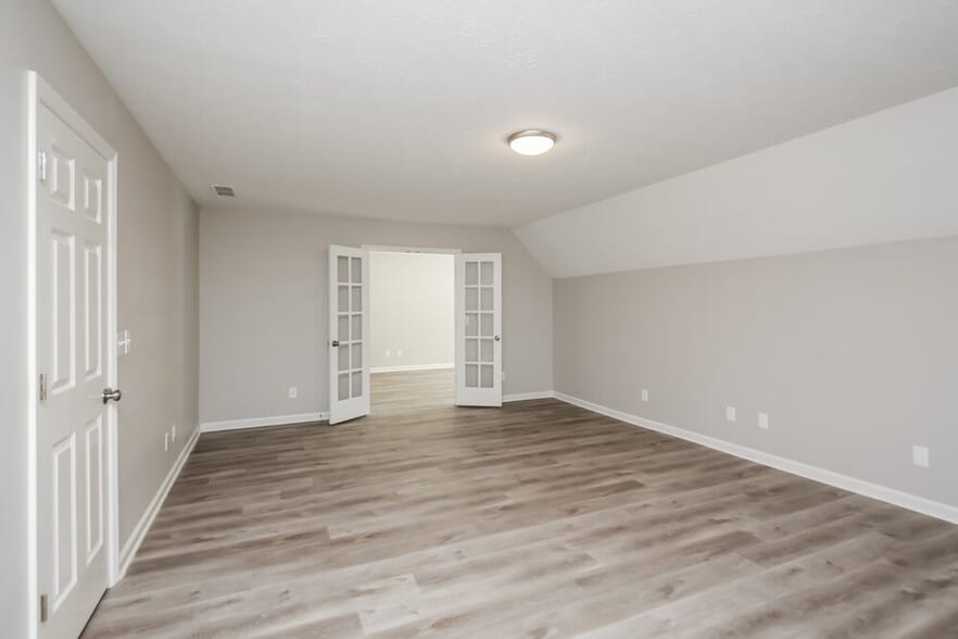 Building Photo - 1448 Christiana Dr