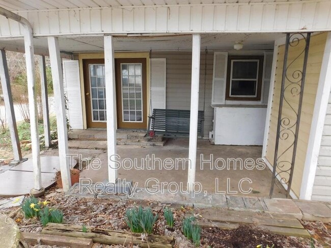 Building Photo - 1402 Broad St