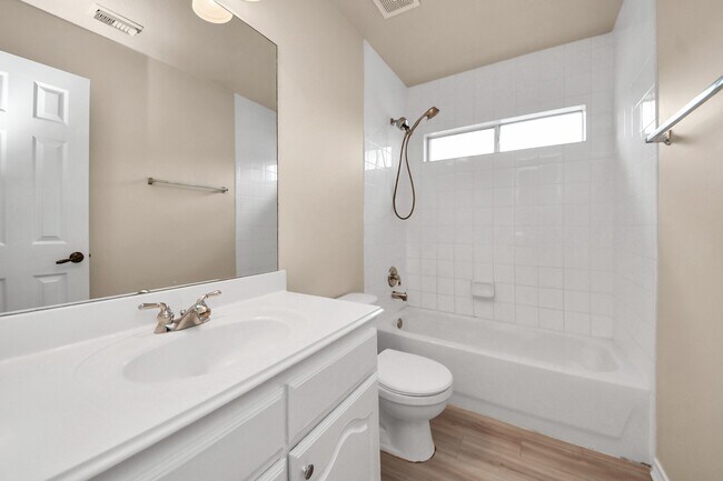 Building Photo - 10007 Adobe Dr