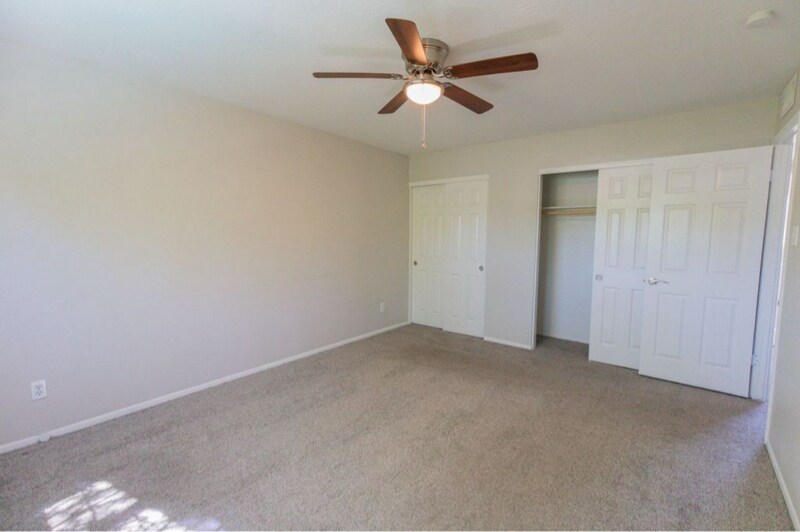 Building Photo - 5120 S Dorsey Ln
