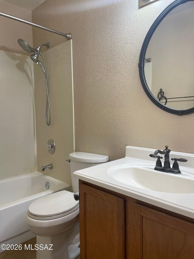 Building Photo - 3741 W Spinnaker Ln