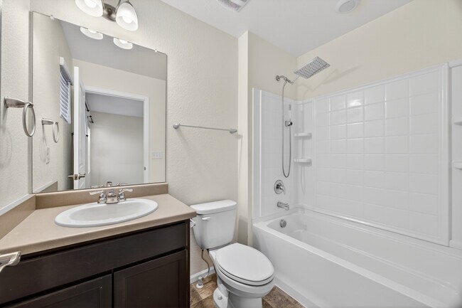 Building Photo - 221 S Quantock St