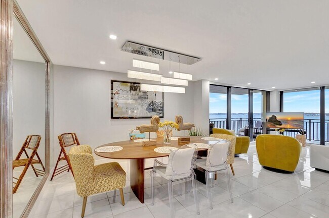 Building Photo - 5460 N Ocean Dr