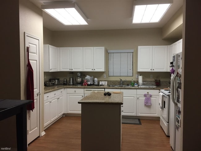 Primary Photo - 2575 Old Quarry Rd