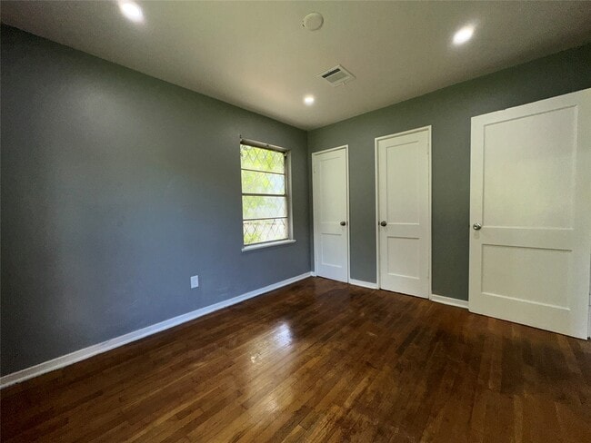 Building Photo - 8227 St Lo Rd