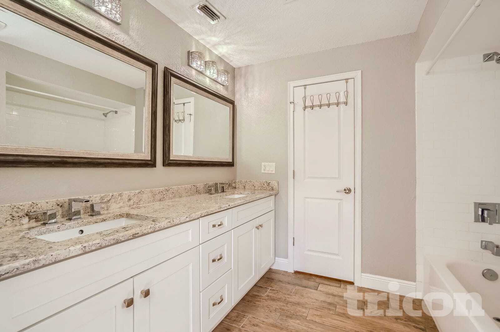 Building Photo - 421 San Sebastian Prado