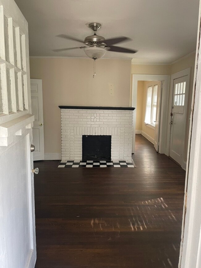 Building Photo - Super convenient location near Atlantic station and GA Tech University!!Housing Accepted*