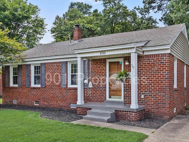 Building Photo - 499 Lytle St