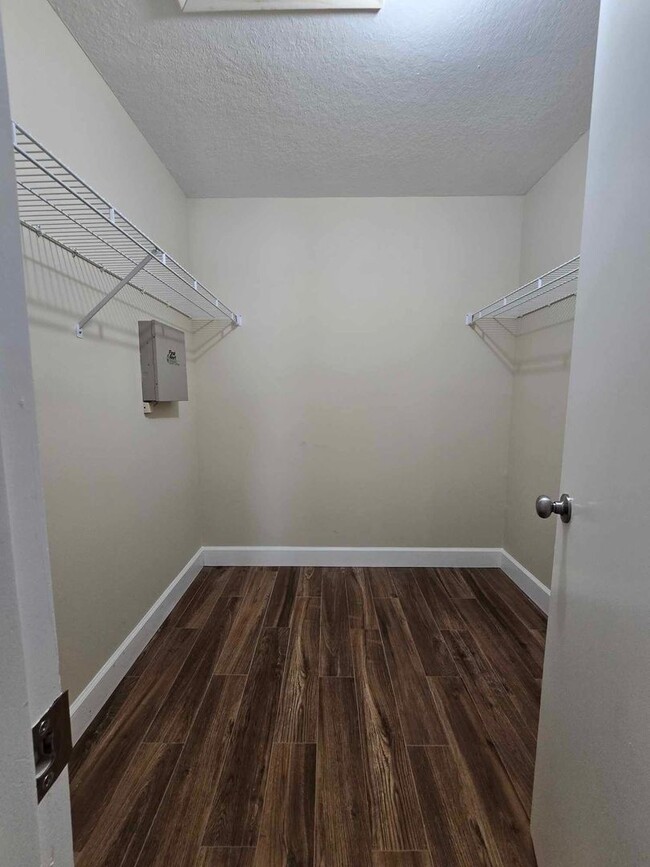 Building Photo - Four Bedroom SFH in South Lakeland is Now ...