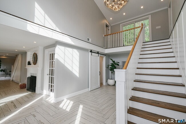 Building Photo - 50 1/2 Mountain Spring Rd