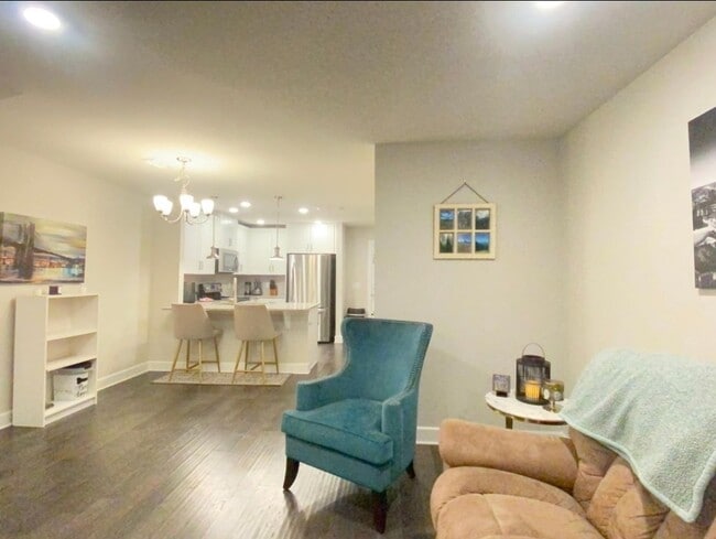 Building Photo - 1116 Lilly Valley Way