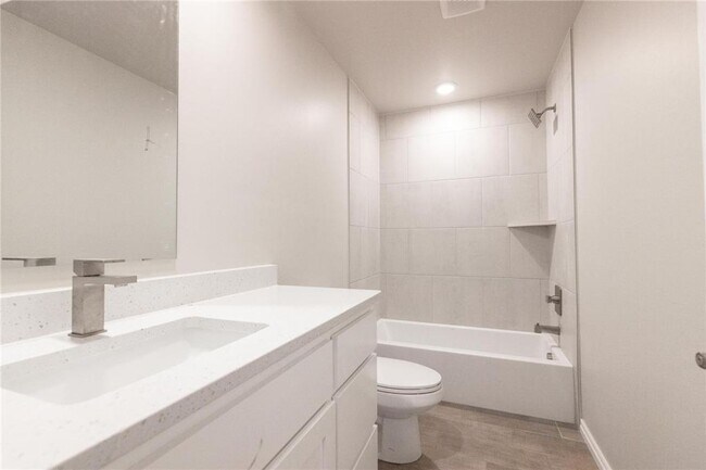 Building Photo - Luxury BRAND NEW 3 Bedroom 2 Bathroom Home...