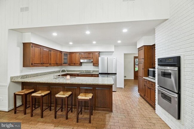 Building Photo - 6313 Stoneham Ln
