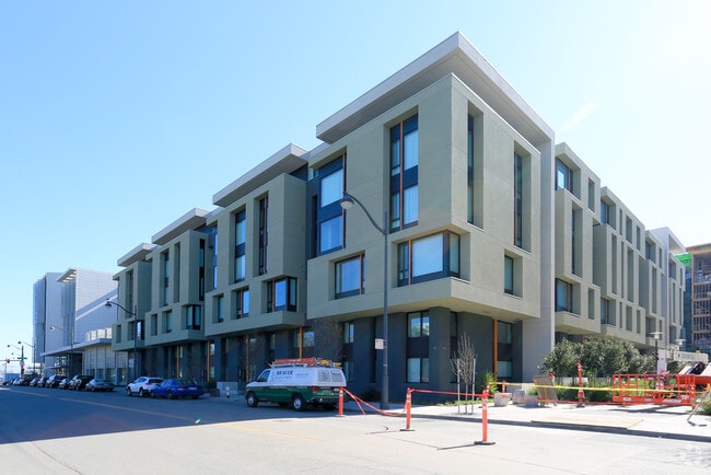 Building Photo - 1180 4th St