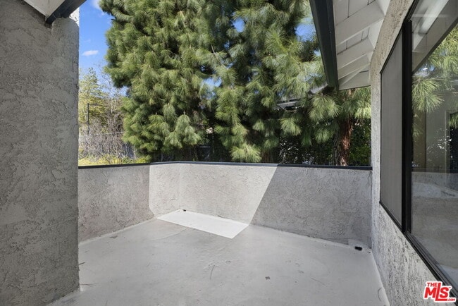 Building Photo - 2937 Deep Canyon Dr