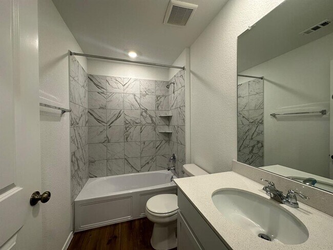 Building Photo - 171 Agua Azul Bnd