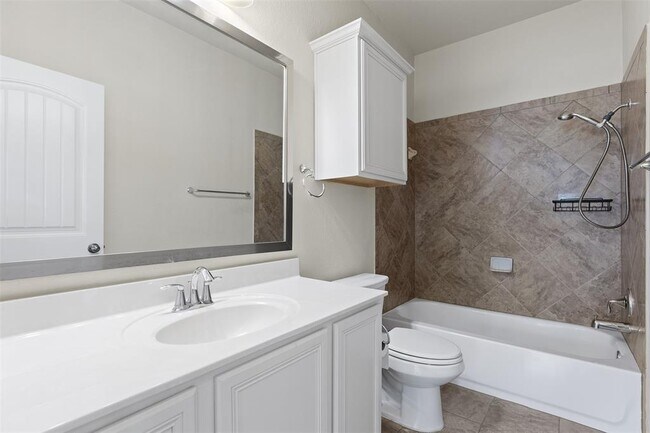 Building Photo - 800 Bryce Canyon Dr