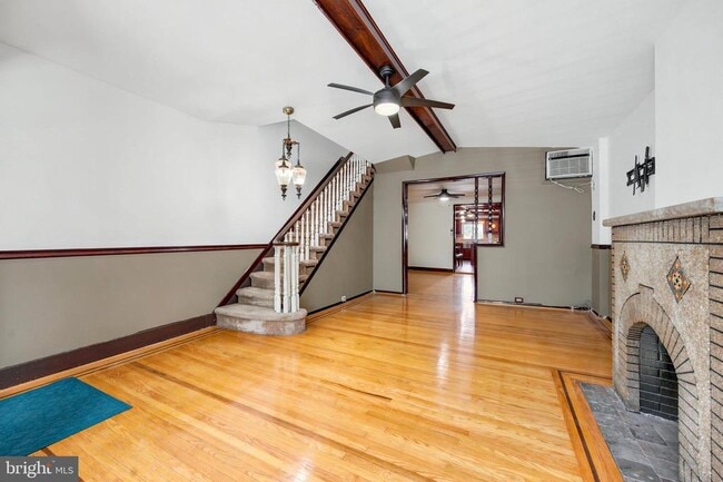 Building Photo - 1640 S 13th St