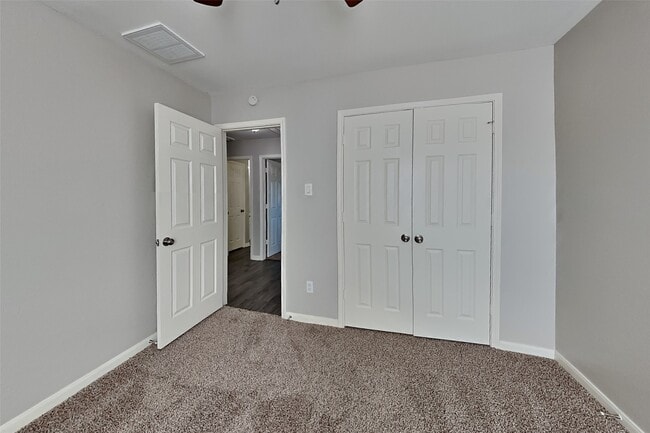 Building Photo - 29415 Legends Stone Dr