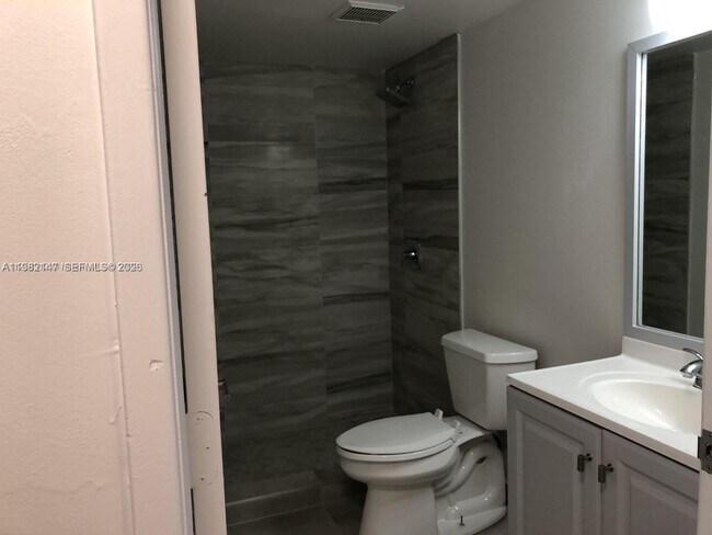 Building Photo - 4744 NW 114th Ave