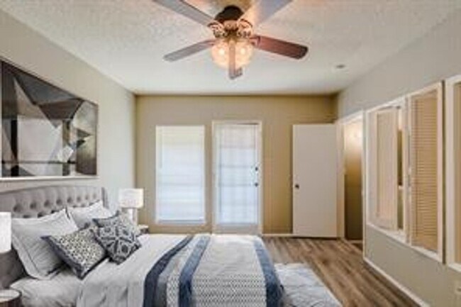 Building Photo - 5981 Arapaho Rd