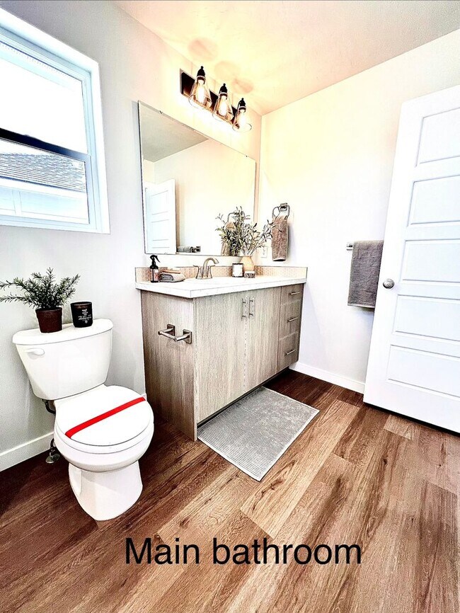 Building Photo - BRAND NEW HOME! 4 Bed/2.5 Bath plus Office and Flex Space Upstairs