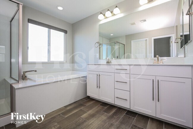 Building Photo - 6344 Gulf Waters St