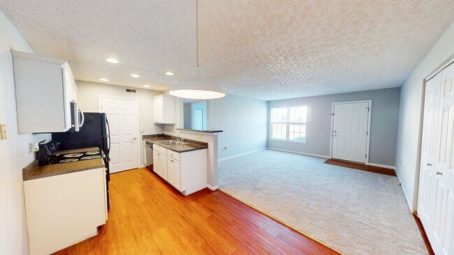 Building Photo - 5586 Cypress Chase