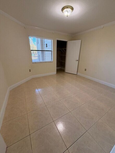 Building Photo - 3020 Parkway Blvd