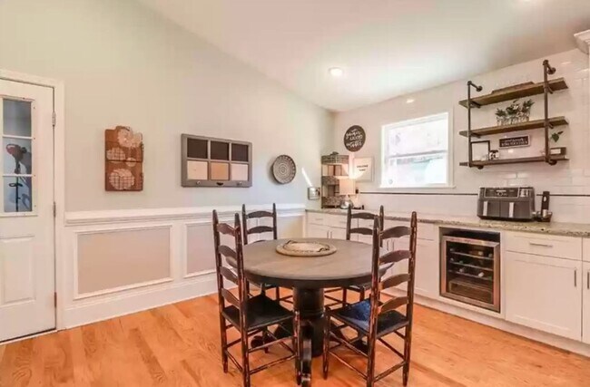 Building Photo - 3 Bed 2 Bath in Snellville!
