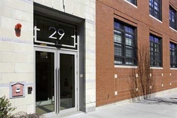 Building Photo - 29 Otis St