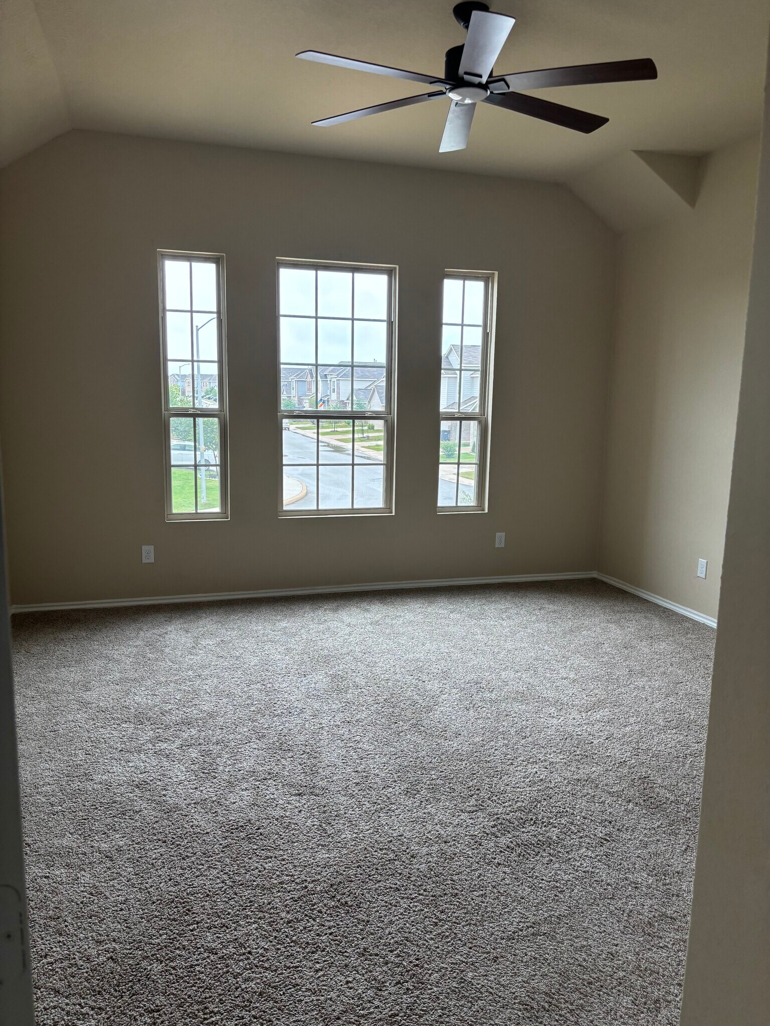 Building Photo - 6026 Galena Rock