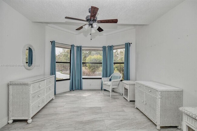 Building Photo - 7505 Jomel Dr