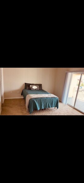 Building Photo - 2713 Giardino Loop