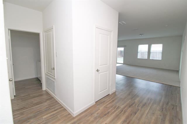 Building Photo - 301 Indian Creek