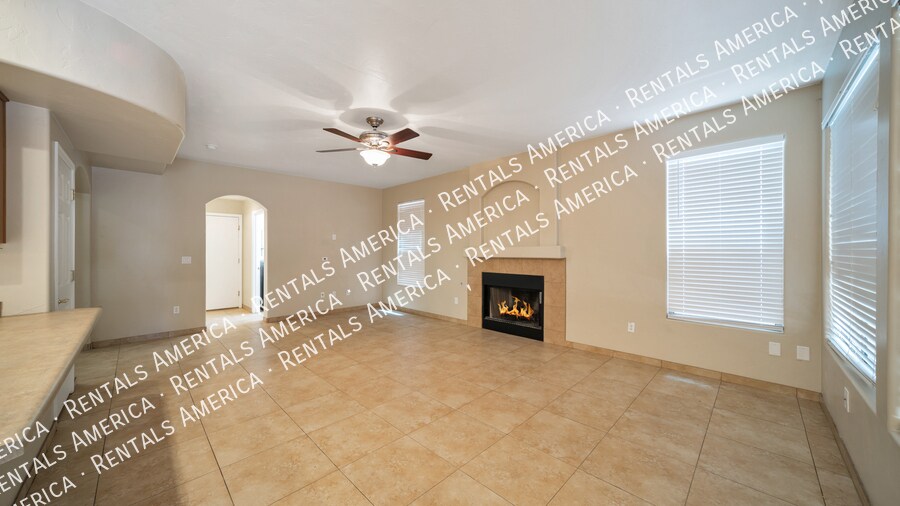 Building Photo - 15352 S Camino Agua Azul