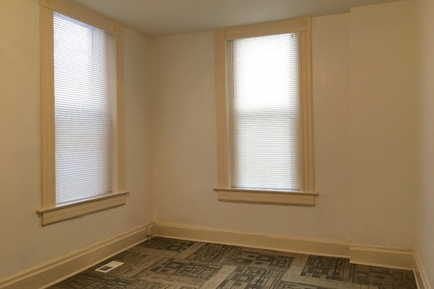 Building Photo - 126 Brooklyn Ave