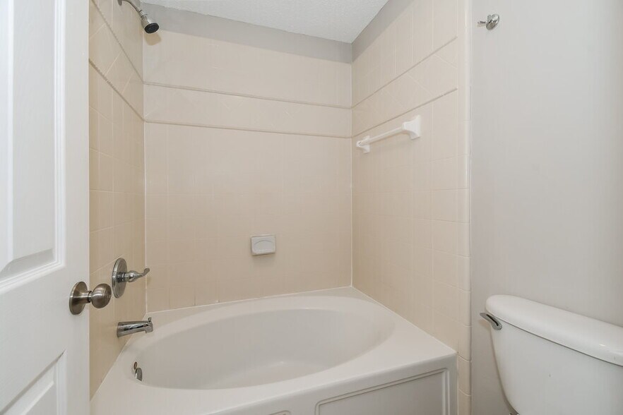 Building Photo - 12668 Black Angus Dr