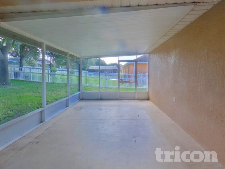 Building Photo - 613 Westview Dr