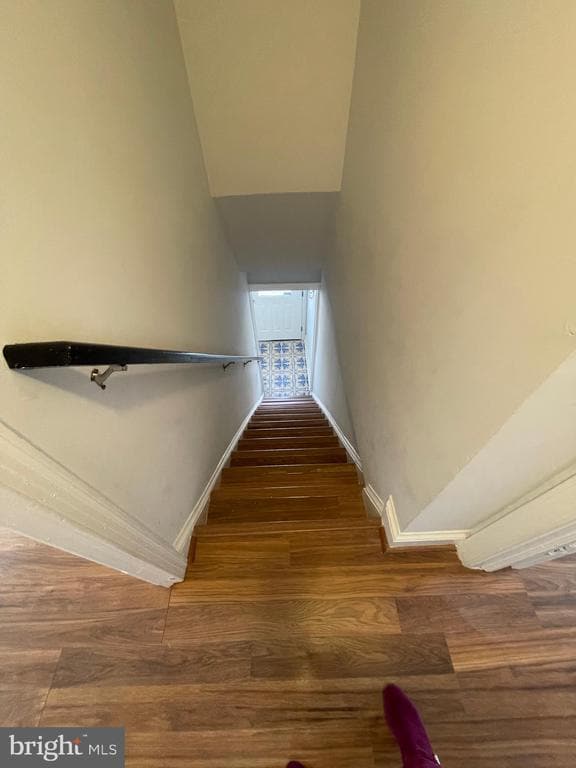 Building Photo - 3211 Varnum St