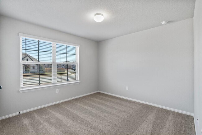 Building Photo - 145 Hackberry Ln