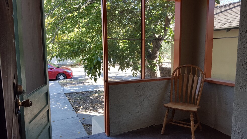 Screened in porch - 1010 Fruit Ave NW