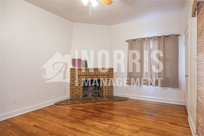 Building Photo - Adorable Private One Bedroom, One Bathroom...
