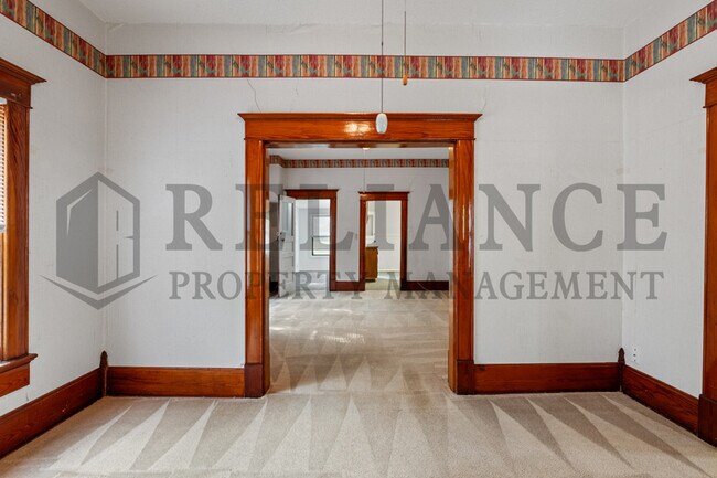 Building Photo - 109 N Emporia St