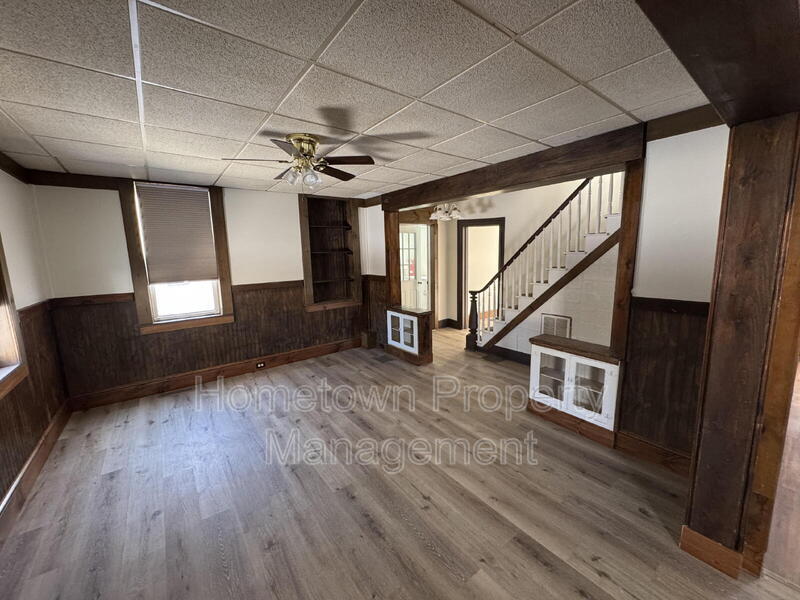 Building Photo - 8858 PA-25