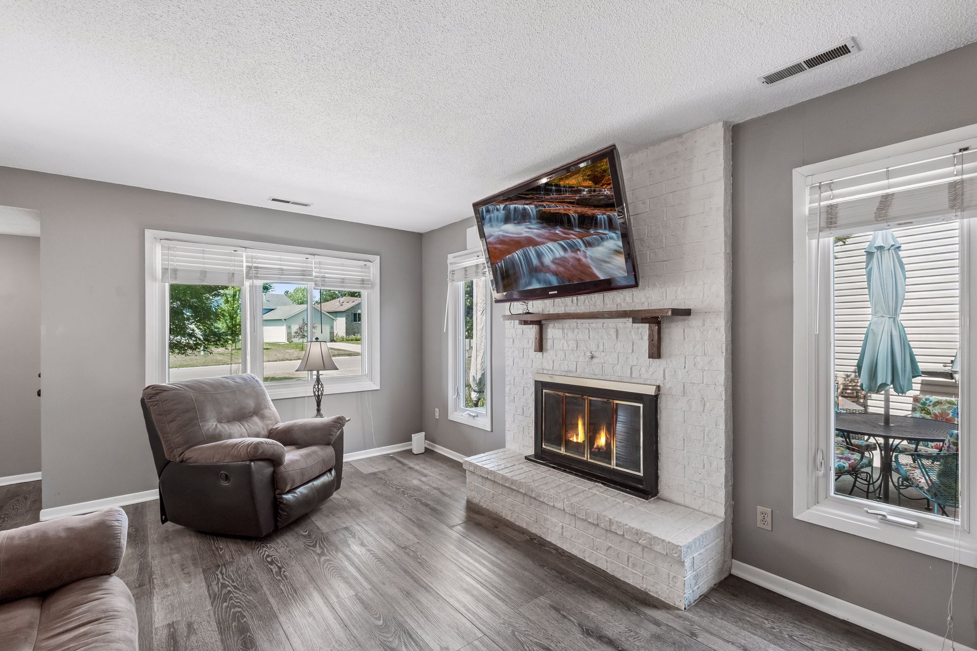 Building Photo - 1748 Karis Way