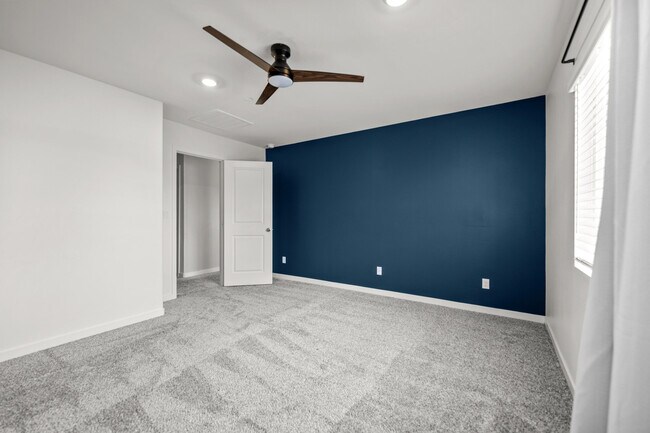 Building Photo - 80425 Enclave Ct