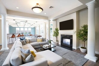 Building Photo - The Square at Millers Crossing