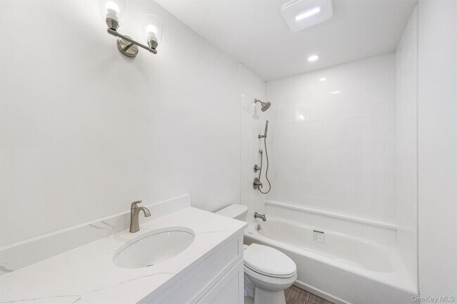 Building Photo - 1083 US-9