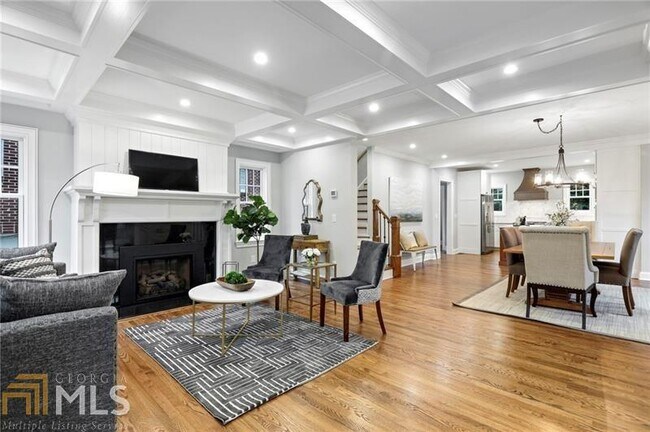 Building Photo - 1309 Stillwood Dr NE